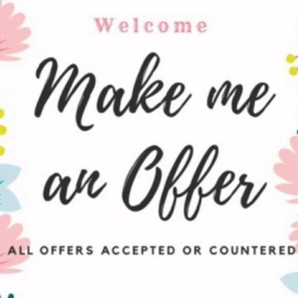 Vintage Sterling Ring of Garnet Stones - Picture 4 of 5